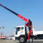 Thuê xe tải cẩu hàng ở đâu tại tphcm